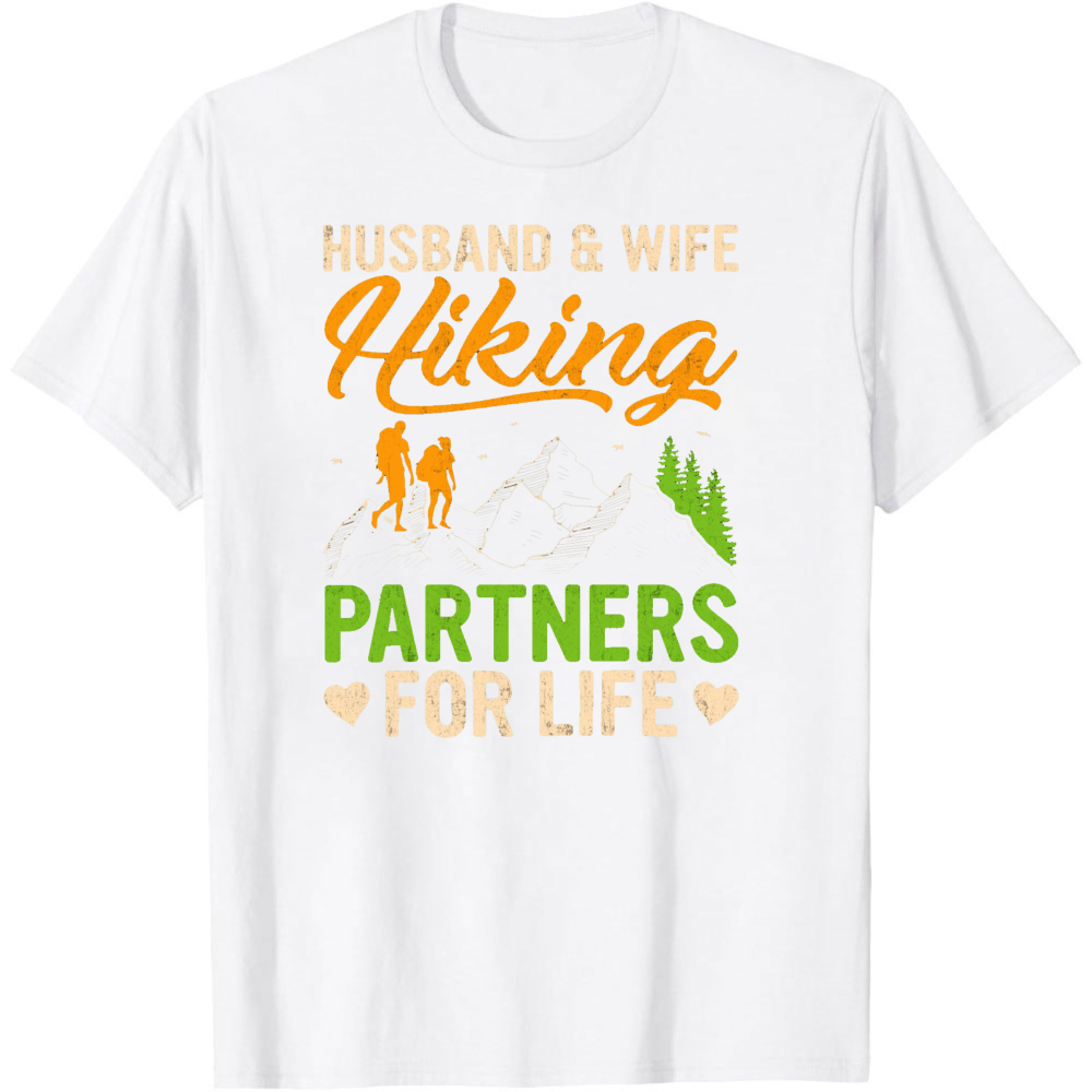 Camiseta para Casais: Parceiro - Outdoor Adventure Outfit avaliação e preço